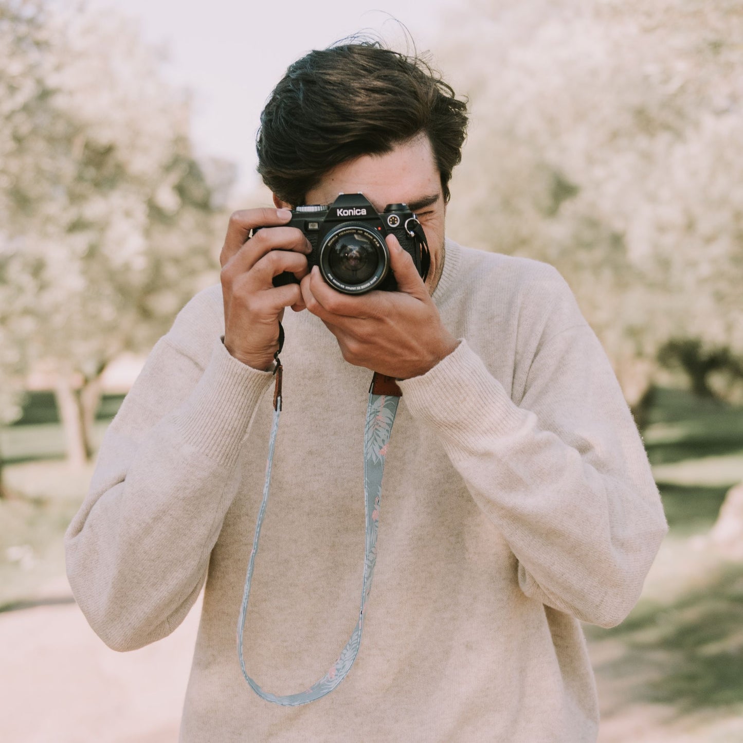 SANGLE DE COU POUR APPAREIL PHOTO GRANADE