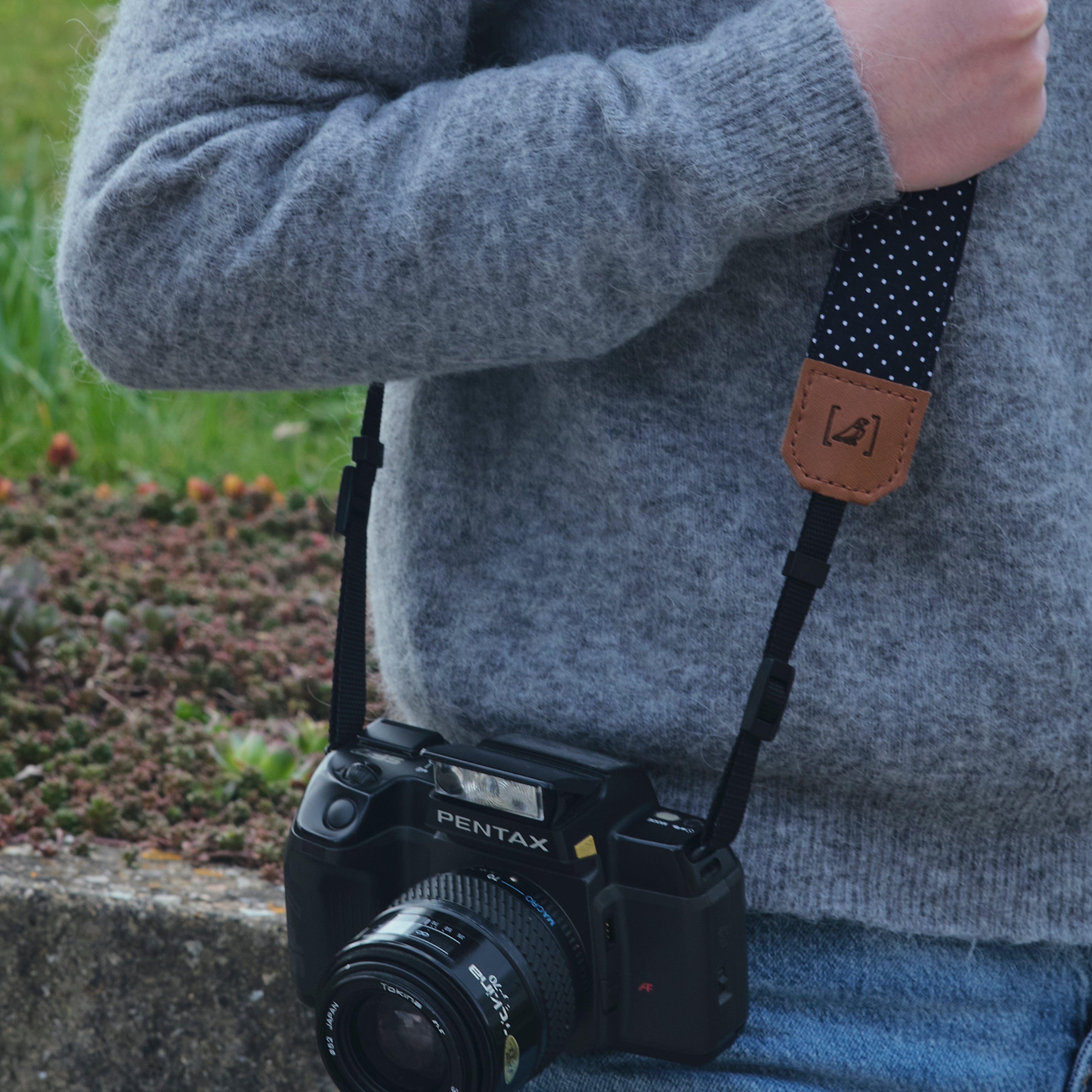 SANGLE DE COU POUR APPAREIL PHOTO BIARRITZ