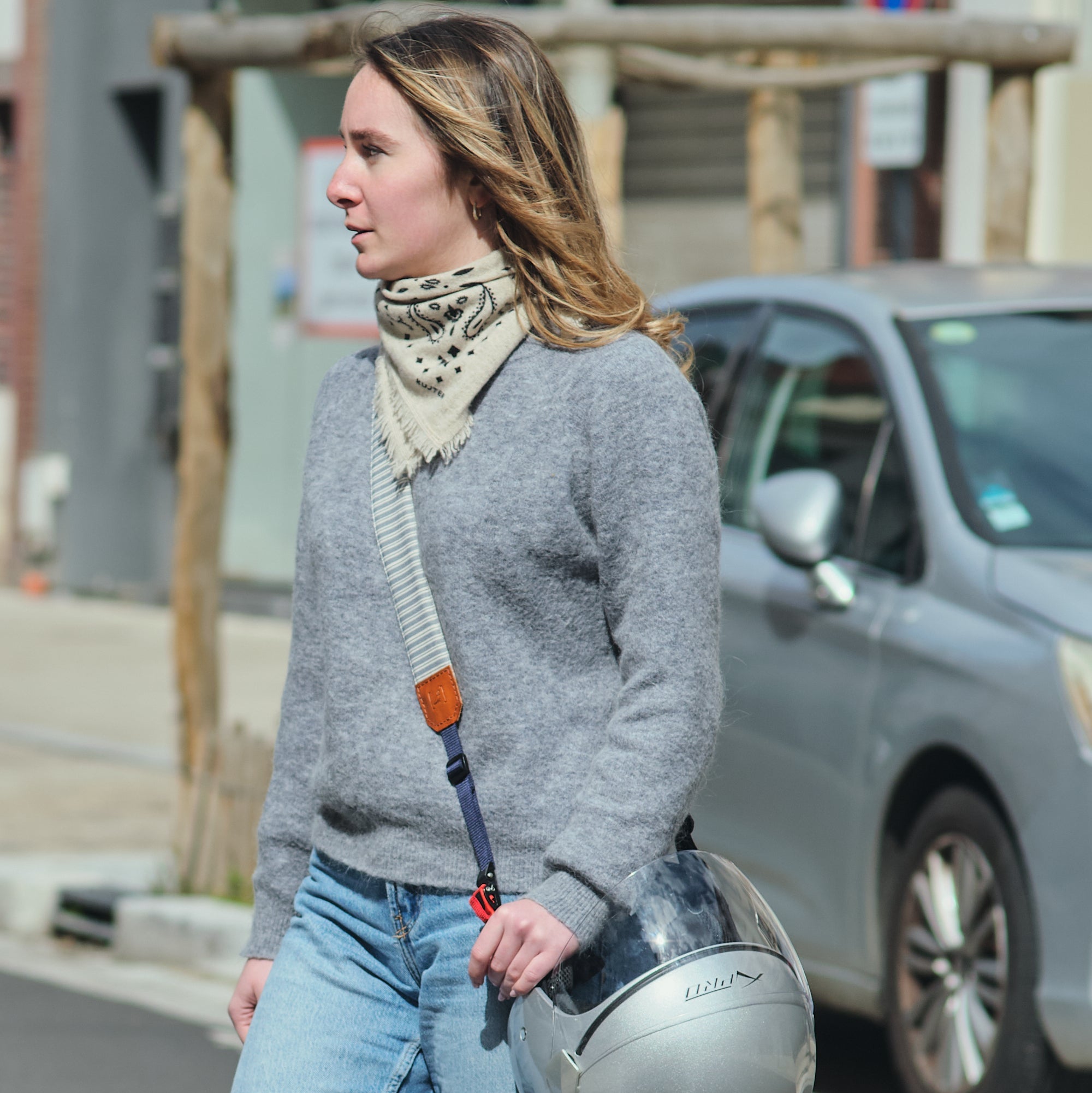 SANGLE CASQUE MOTO CANNES