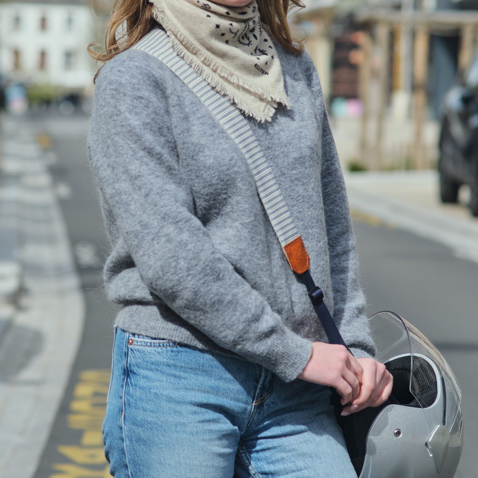 SANGLE CASQUE MOTO CANNES