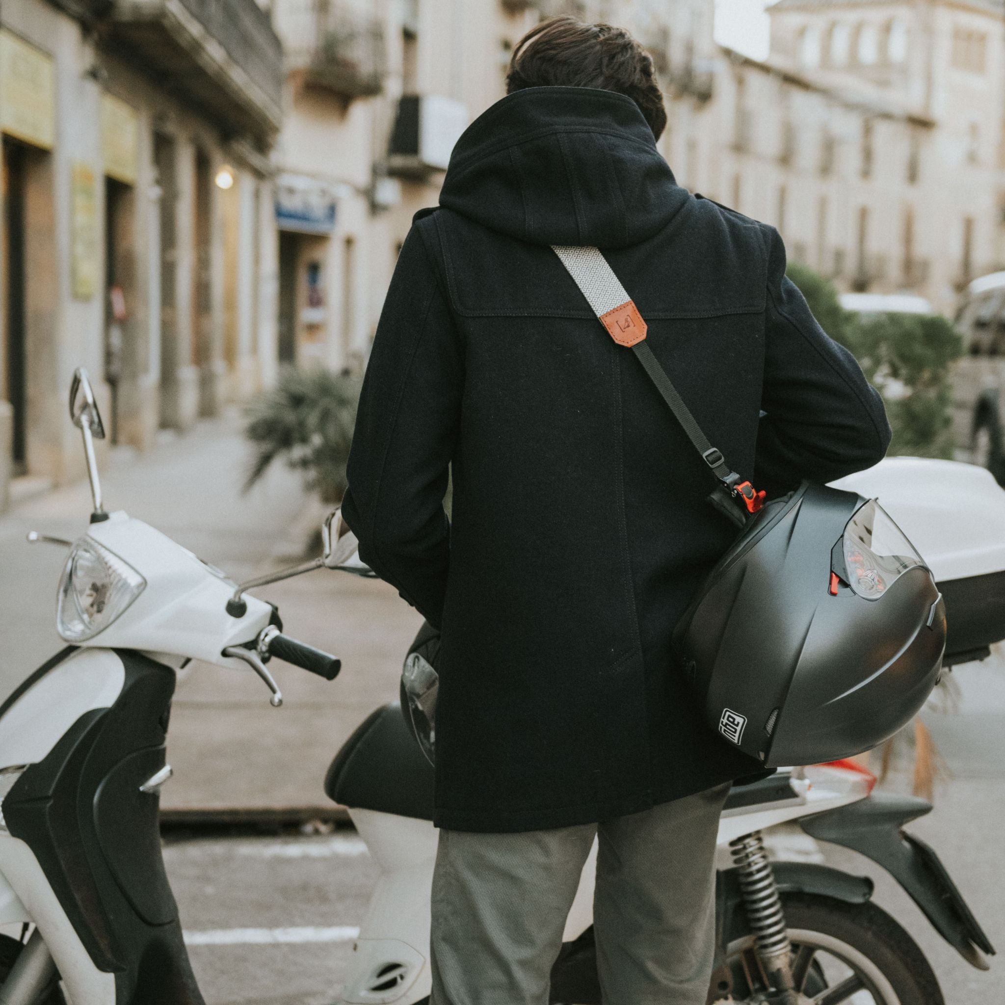 SANGLE CASQUE MOTO VARENNE