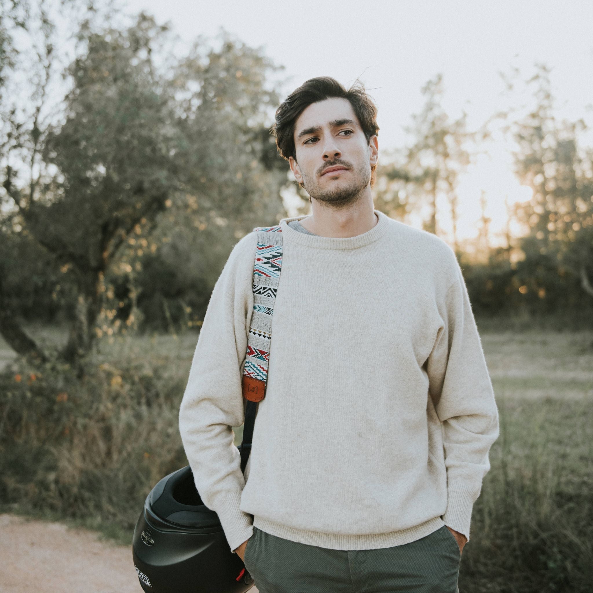 SANGLE CASQUE MOTO GUINEA