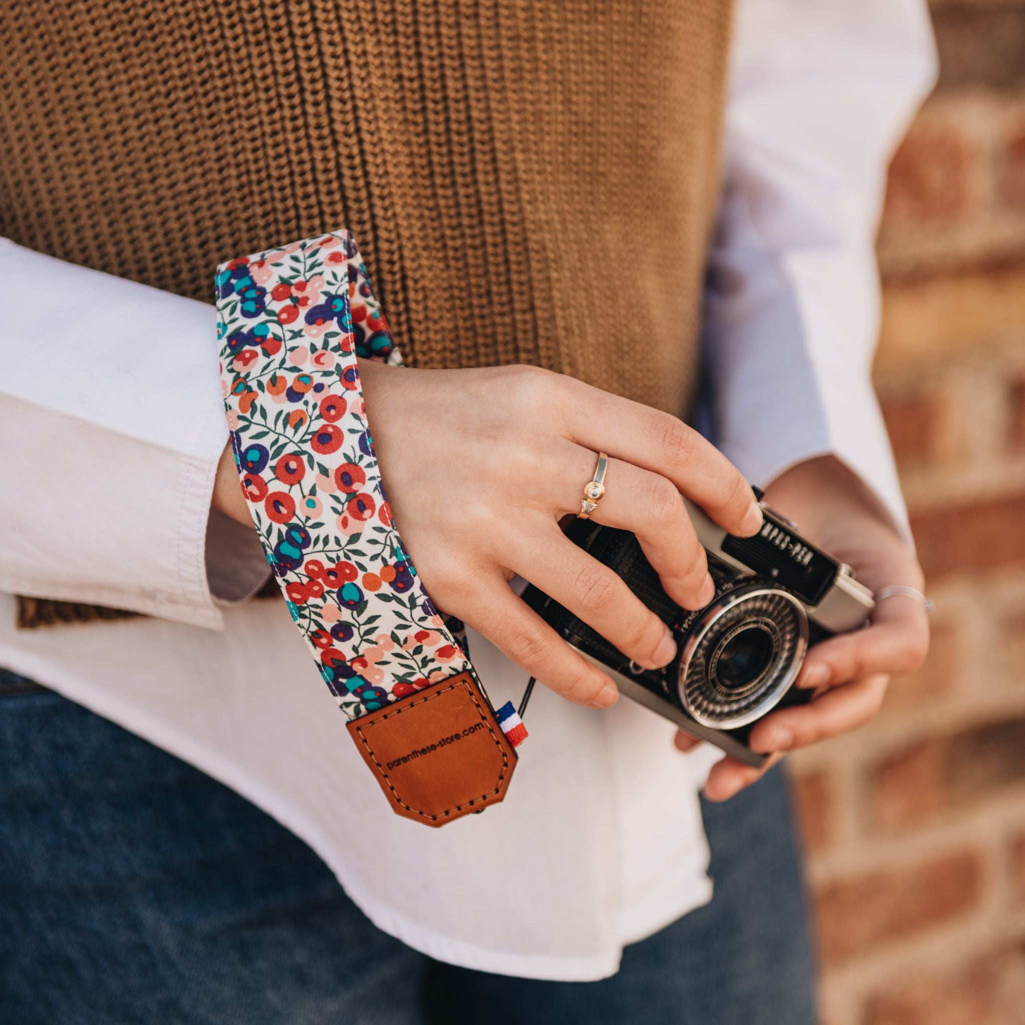 SANGLE DE POIGNET POUR APPAREIL PHOTO CAPRI