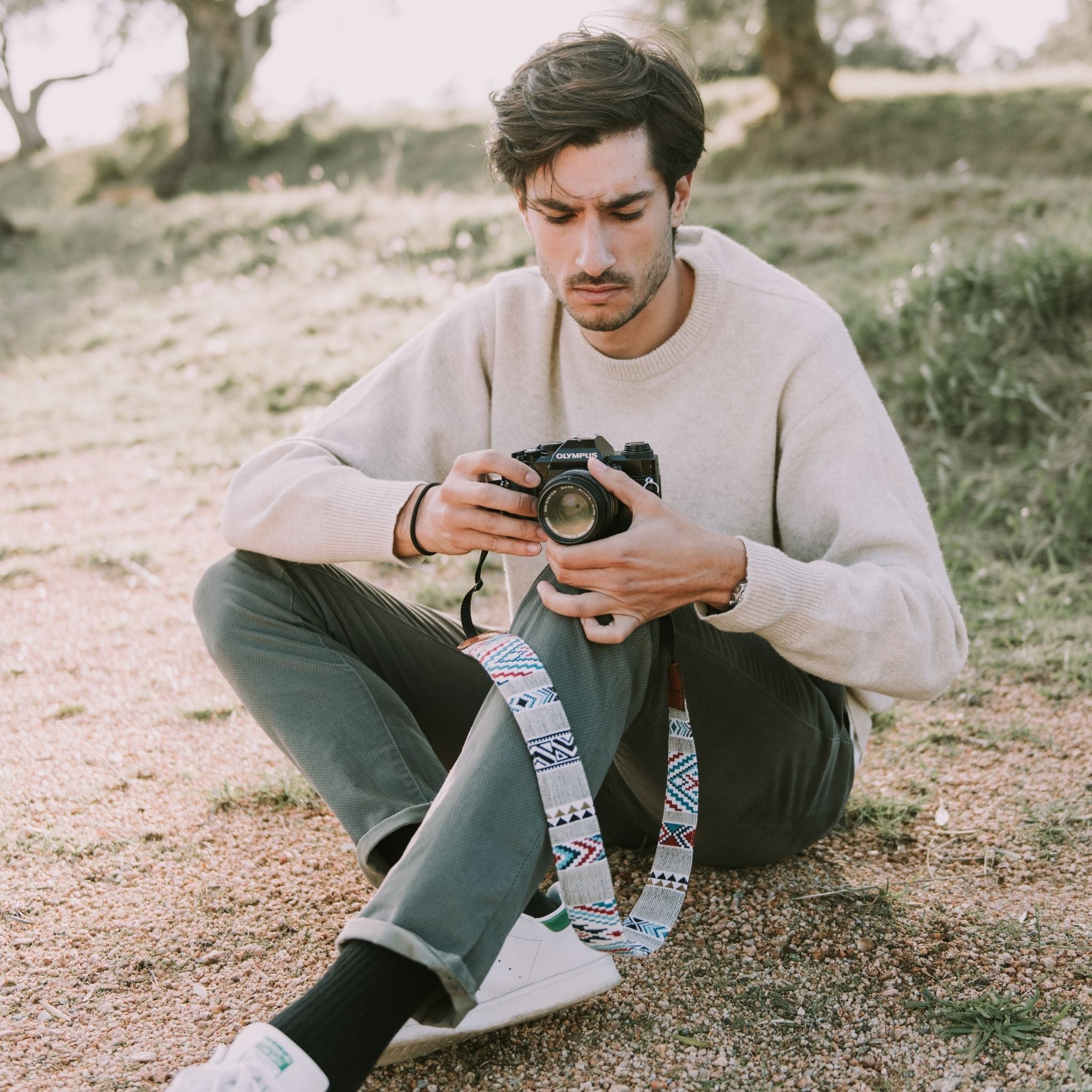 SANGLE DE COU POUR APPAREIL PHOTO GUINEA