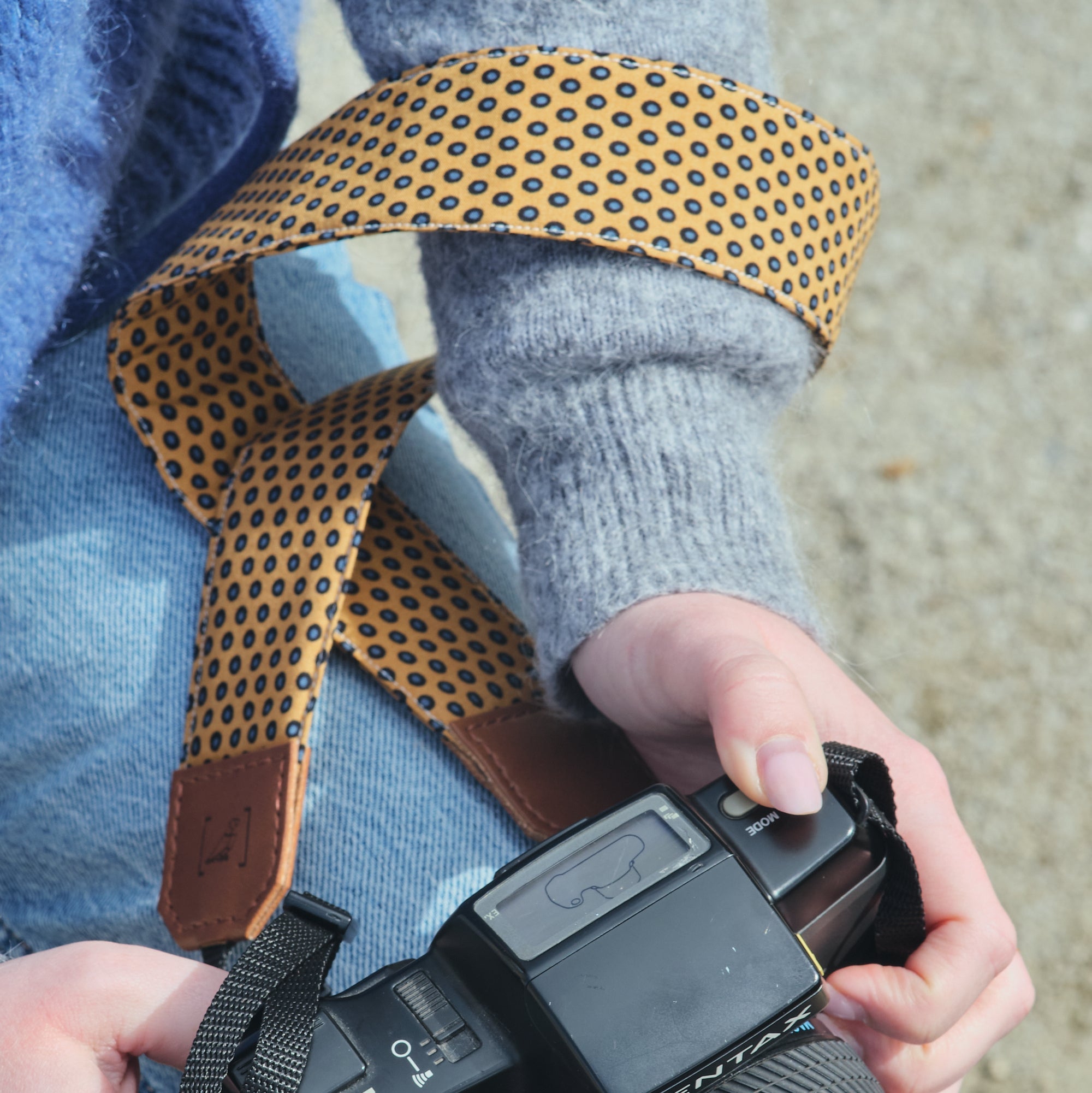 SANGLE DE COU POUR APPAREIL PHOTO MONACO