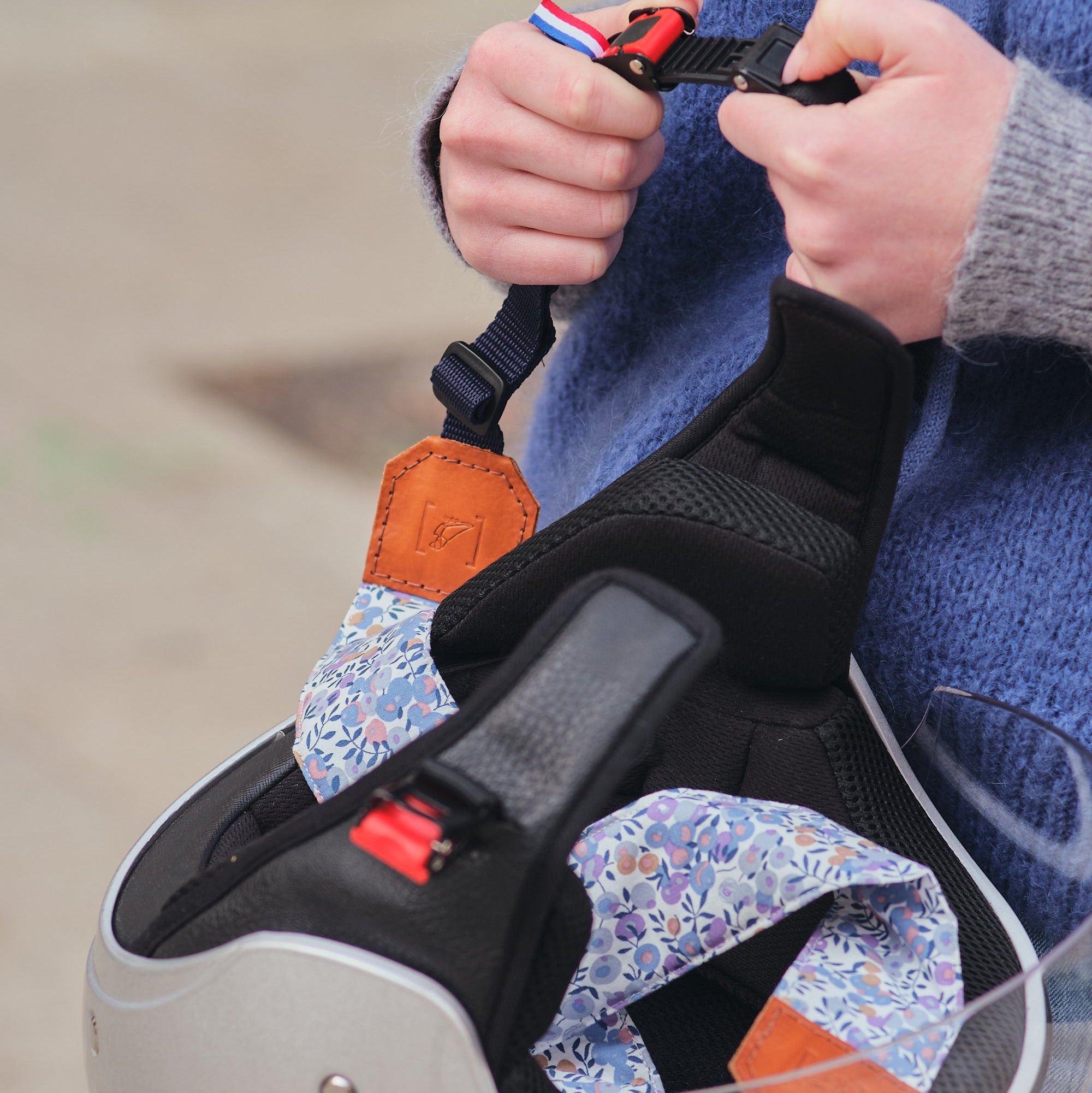 SANGLE CASQUE MOTO ROMA